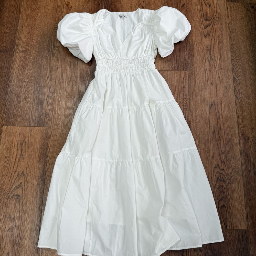 Moon River Poplin Puff Sleeve Dress